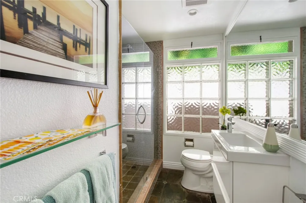 31731 Seacove Laguna Beach, CA 92651