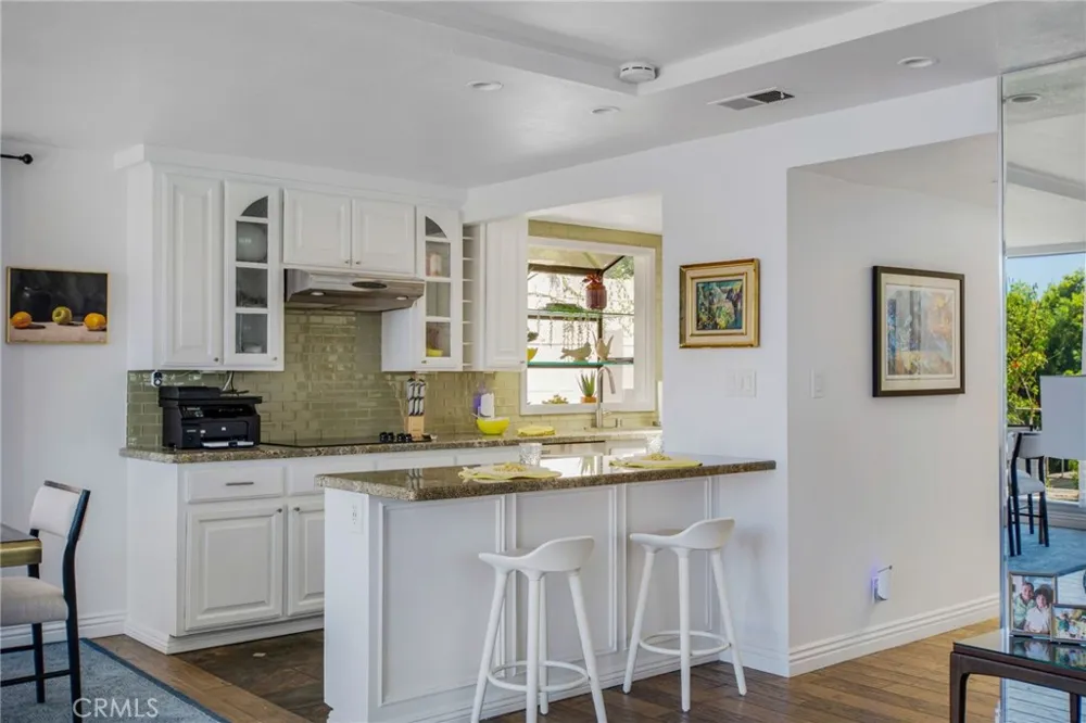 31731 Seacove Laguna Beach, CA 92651