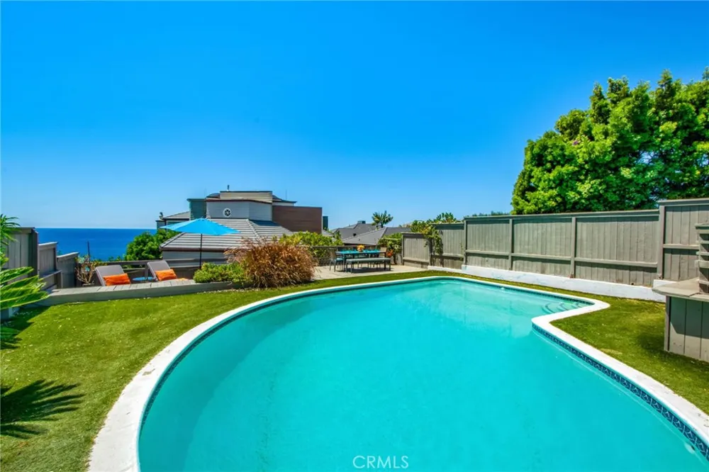 31731 Seacove Laguna Beach, CA 92651