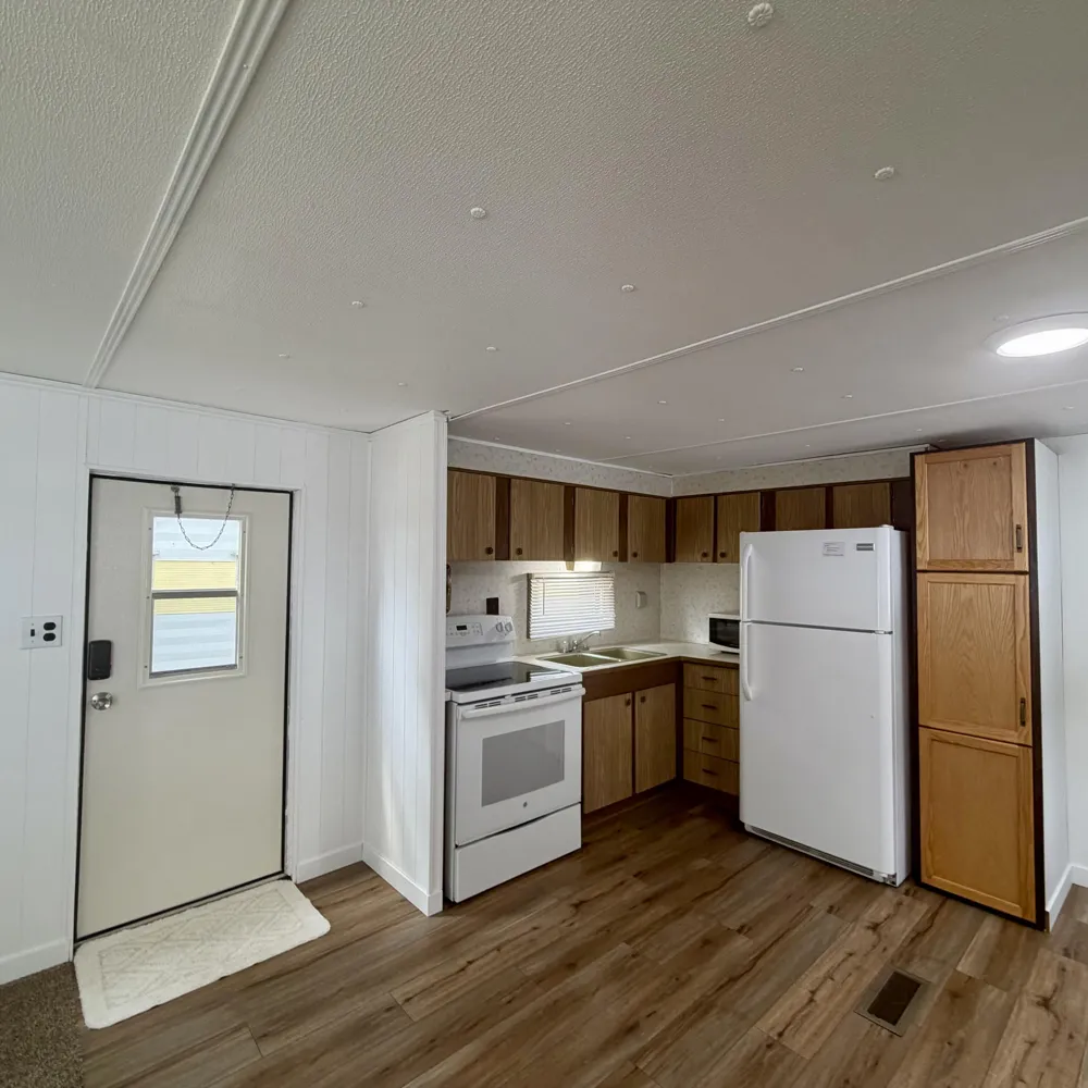 3286 Wolf Lake Drive #23 Baldwin, MI 49304
