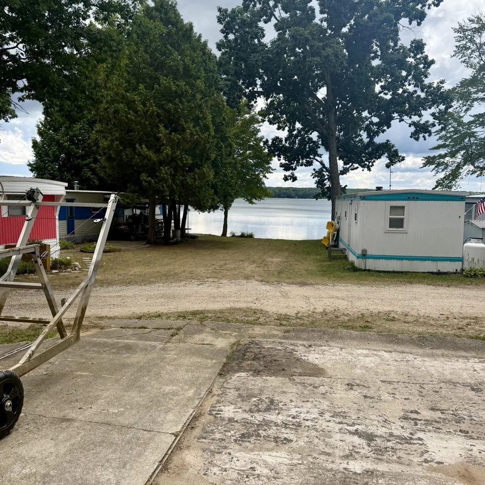 3286 Wolf Lake Drive #23 Baldwin, MI 49304