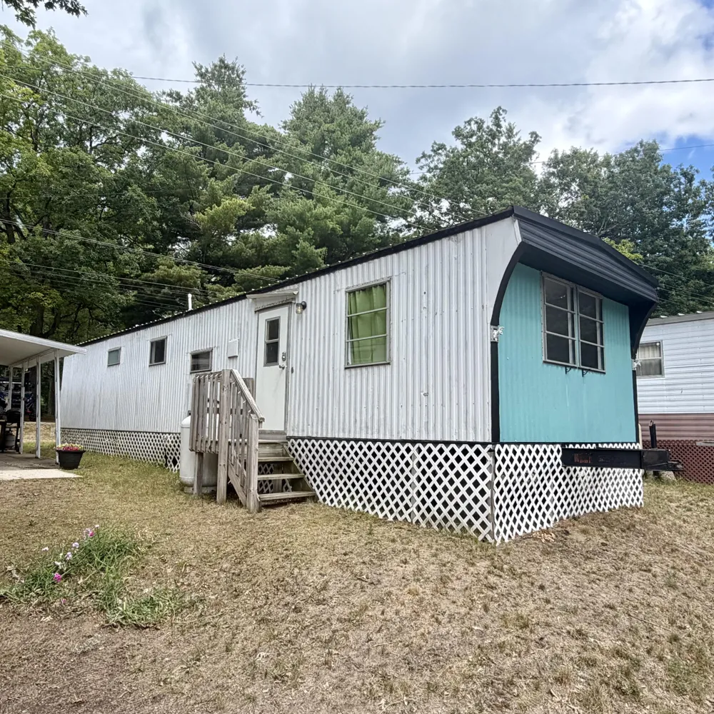 3286 Wolf Lake Drive #23 Baldwin, MI 49304