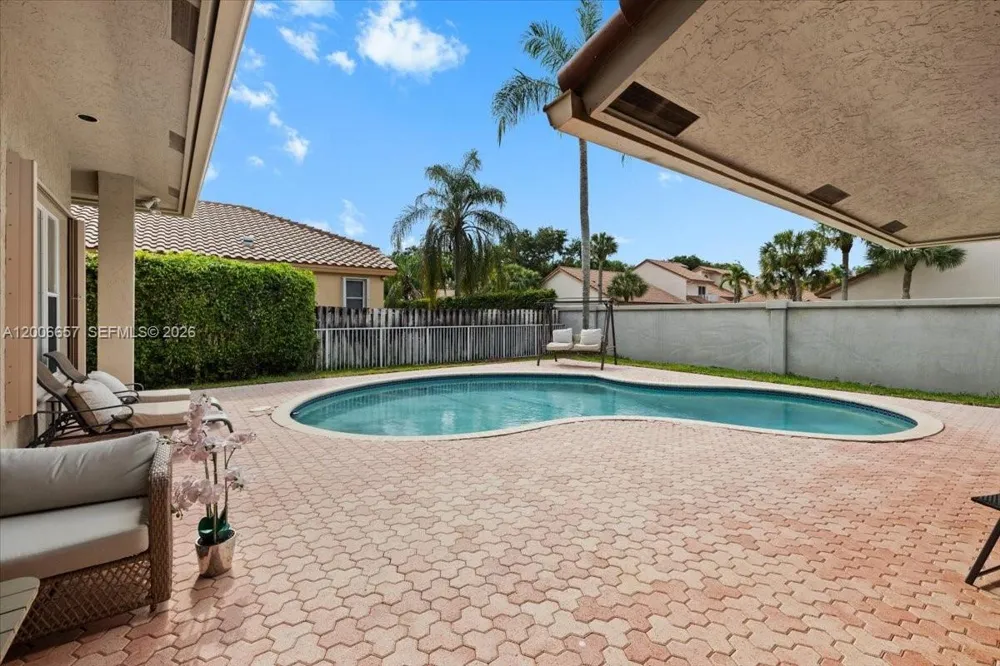 10912 NW 2nd St Plantation, FL 33324