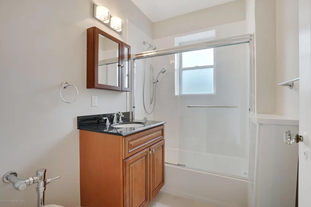 192 Claremont Avenue #26 Montclair, NJ 07042
