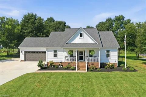 3632 Warfield Road