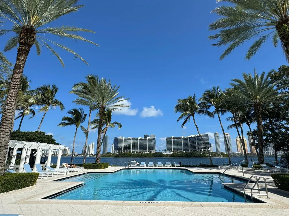 3235 NE 184th St #11103 Aventura, FL 33160