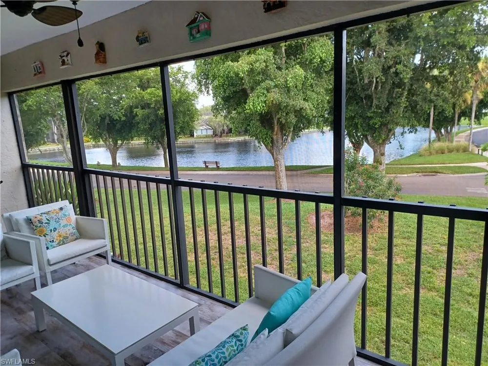 4250 Steamboat BEND #206 Fort Myers, FL 33919