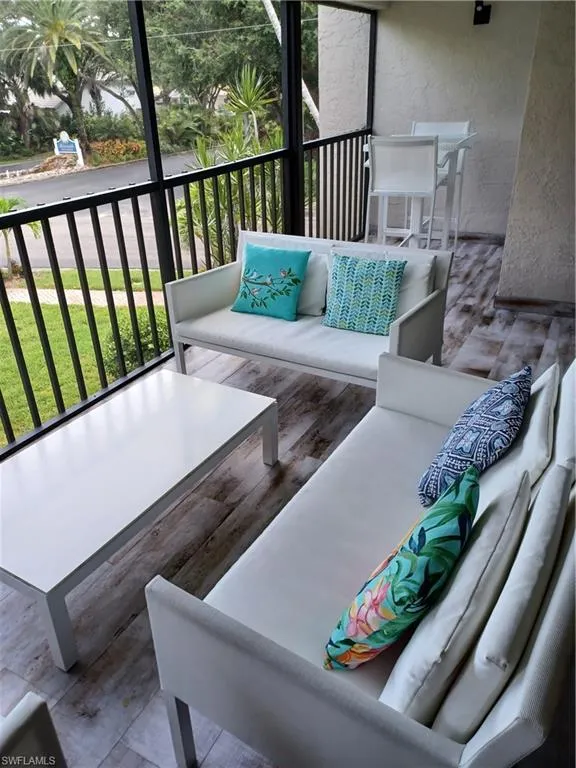 4250 Steamboat BEND #206 Fort Myers, FL 33919