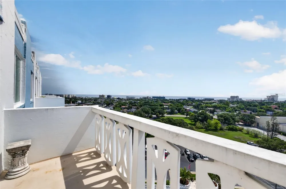 935 HALIFAX AVENUE #1105 Daytona Beach, FL 32118