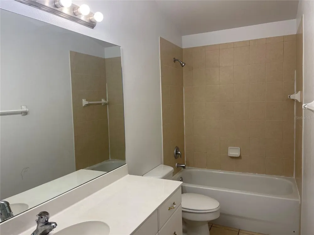 3166 SUN LAKE COURT #B Kissimmee, FL 34747
