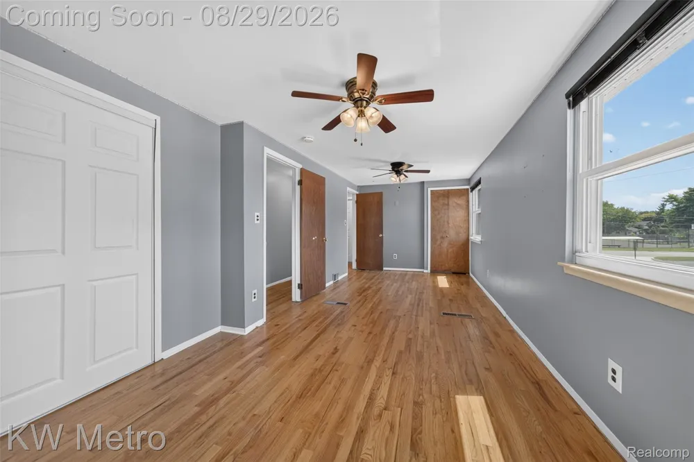 9312 Elaine Court Taylor City, MI 48180