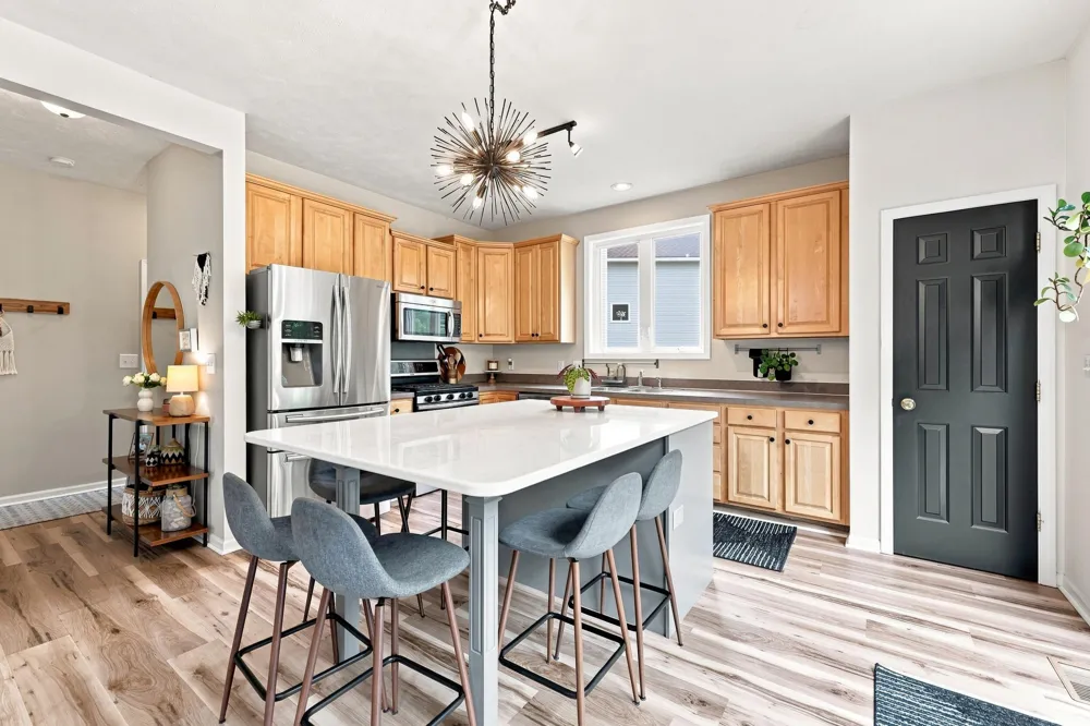 3400 Crystal Valley Court Holland Charter Township, MI 49424