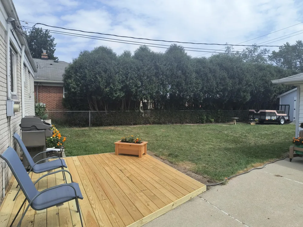 24252 Johnston Avenue Eastpointe City, MI 48021