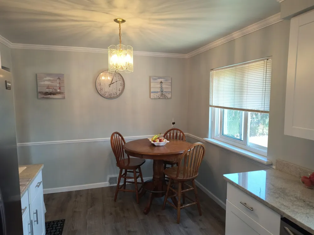 24252 Johnston Avenue Eastpointe City, MI 48021