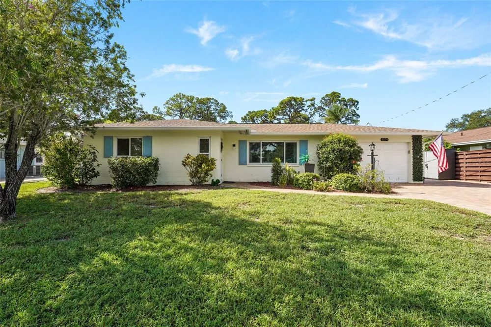 3274 SAVAGE ROAD Sarasota, FL 34231