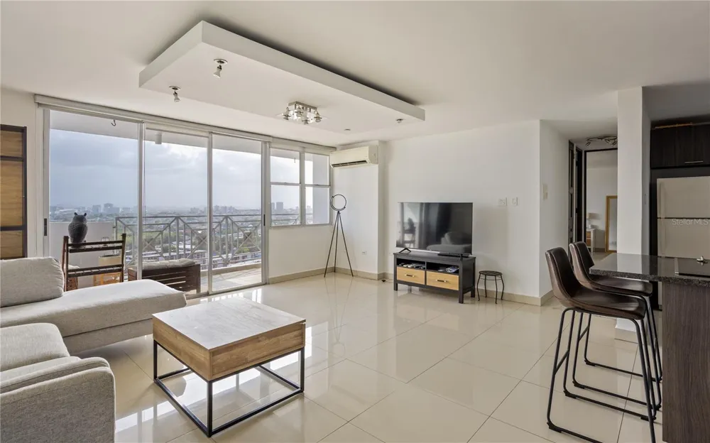 3001 ISLA VERDE #2205 Carolina, PR 00979