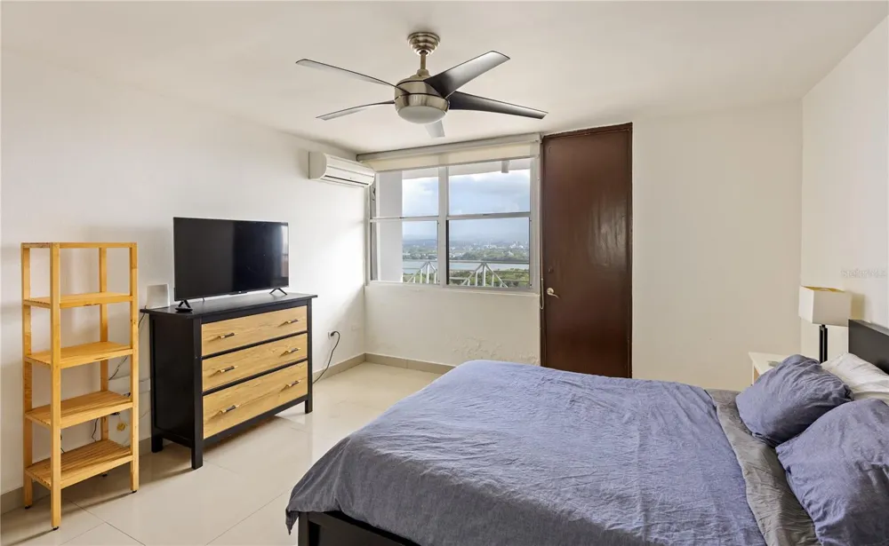 3001 ISLA VERDE #2205 Carolina, PR 00979