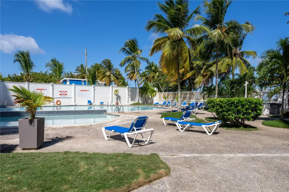 3001 ISLA VERDE #2205 Carolina, PR 00979