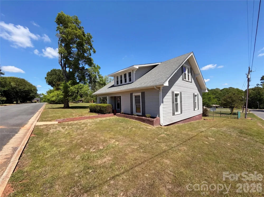 215 S Ferry Road New London, NC 28127