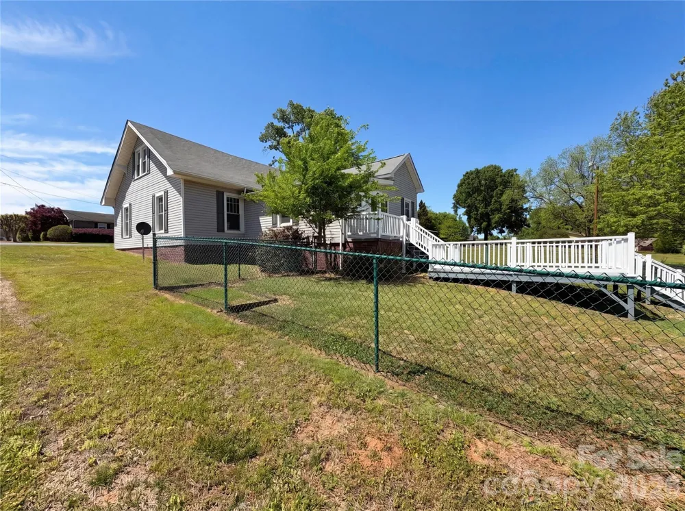 215 S Ferry Road New London, NC 28127