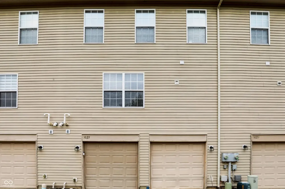 3025 Armory Drive Indianapolis, IN 46208
