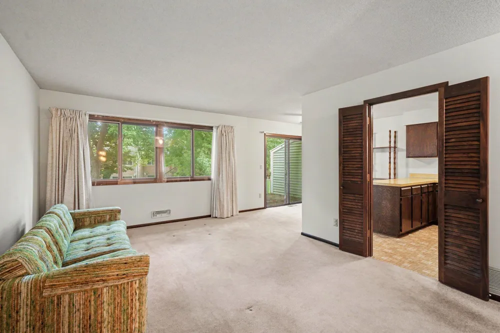 12481 Drake Street NW Coon Rapids, MN 55448