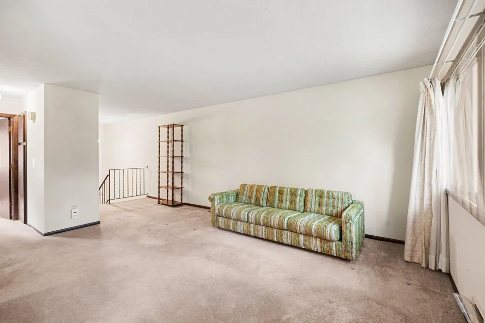 12481 Drake Street NW Coon Rapids, MN 55448