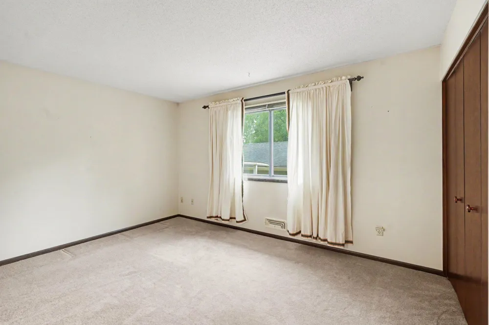 12481 Drake Street NW Coon Rapids, MN 55448