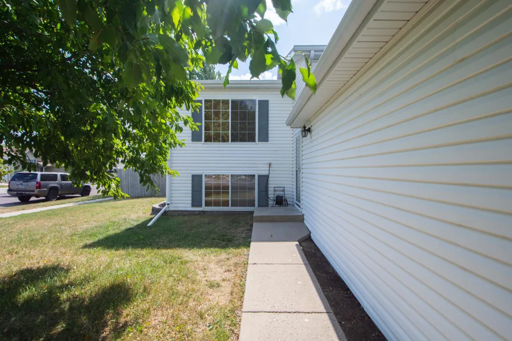 5118 7th Lane S Fargo, ND 58103