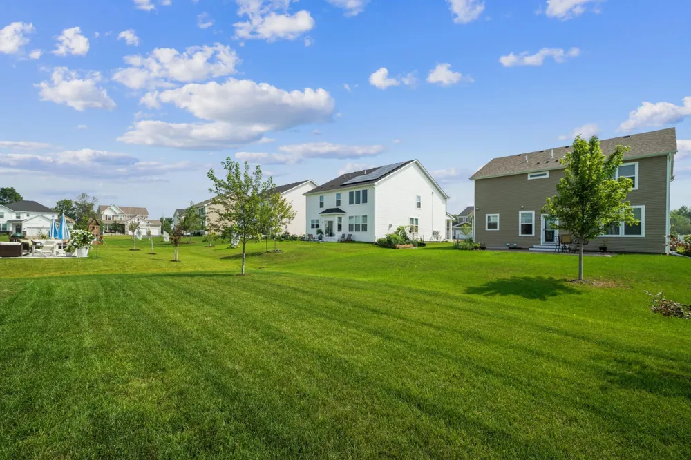 7872 Jade Lane Victoria, MN 55386