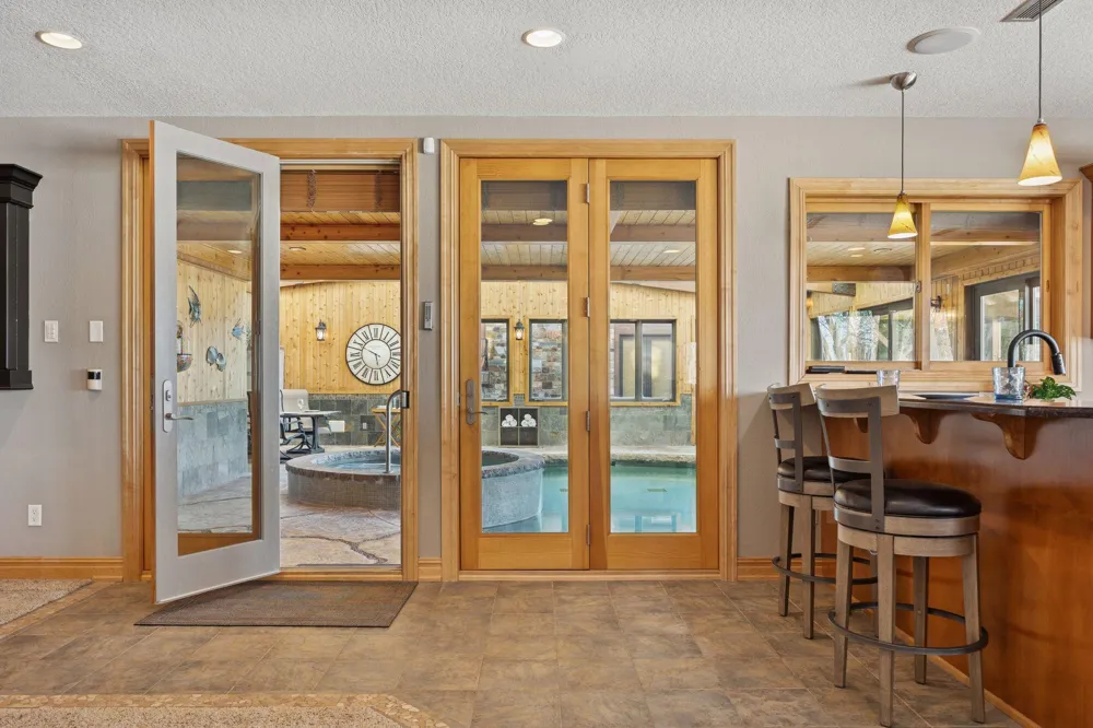 22620 Hayward Avenue Forest Lake, MN 55025
