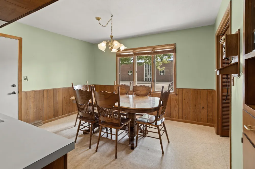 2503 14th Street S Moorhead, MN 56560
