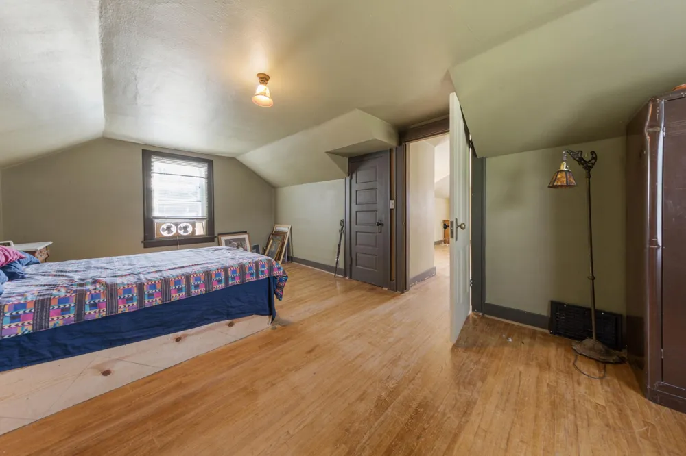 122 W School Street Owatonna, MN 55060