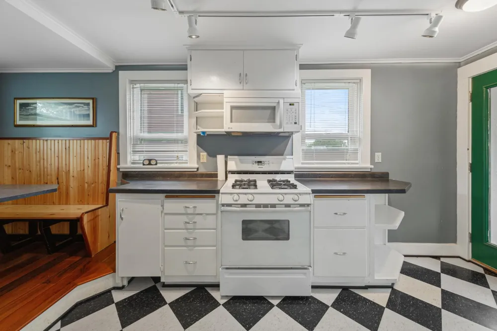 122 W School Street Owatonna, MN 55060