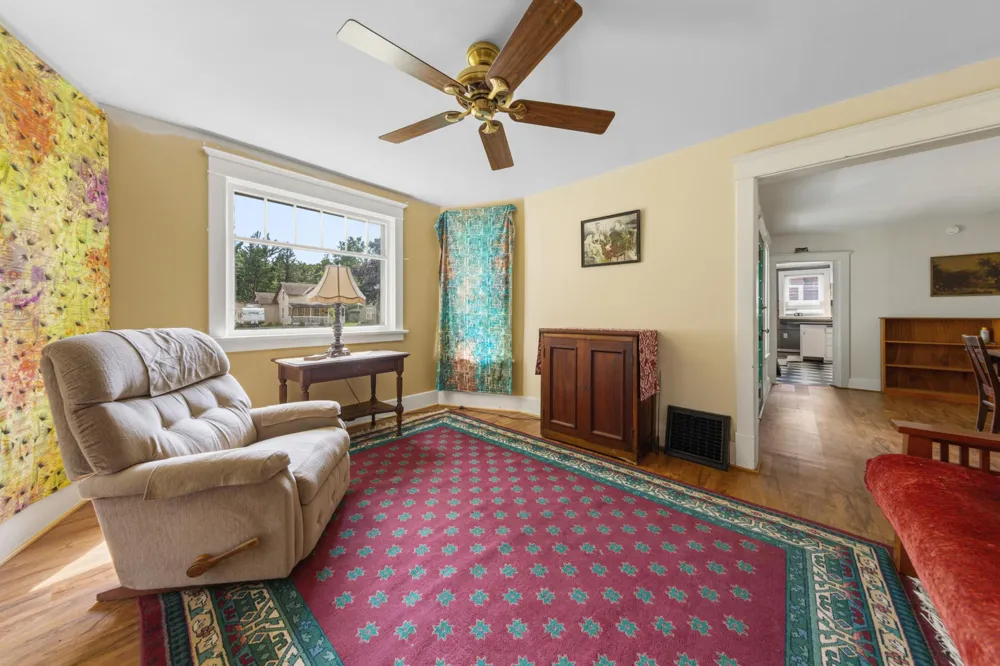 122 W School Street Owatonna, MN 55060