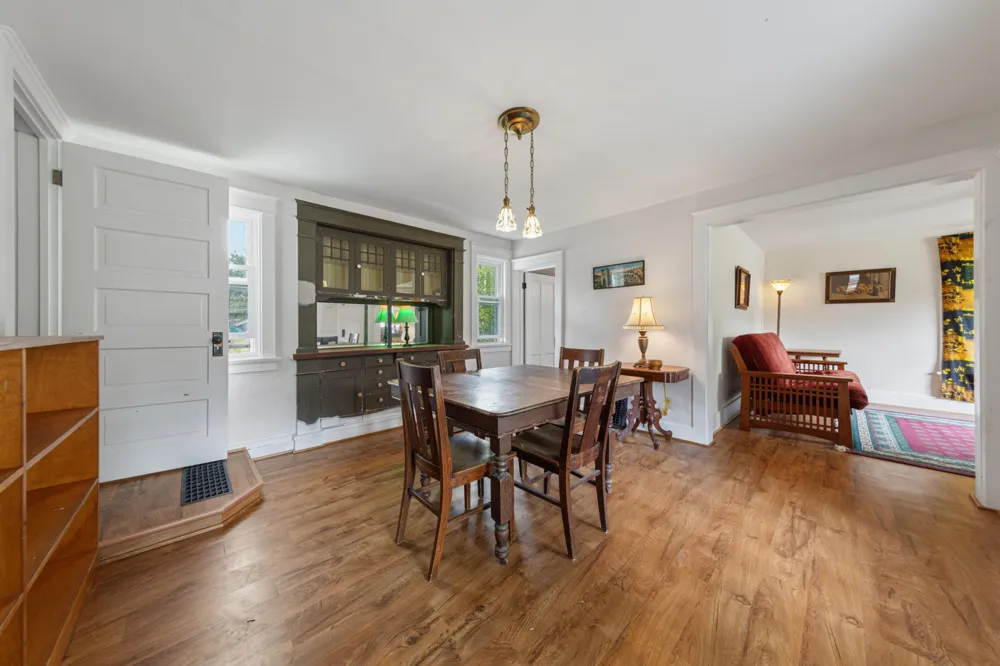 122 W School Street Owatonna, MN 55060