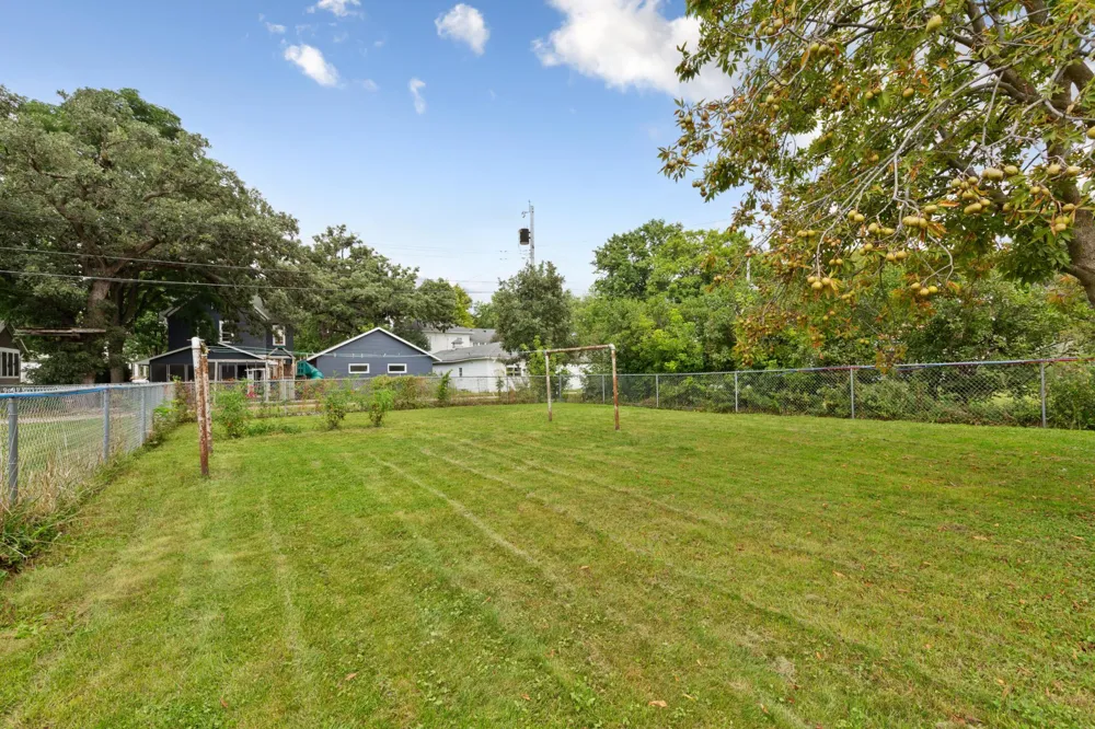 122 W School Street Owatonna, MN 55060