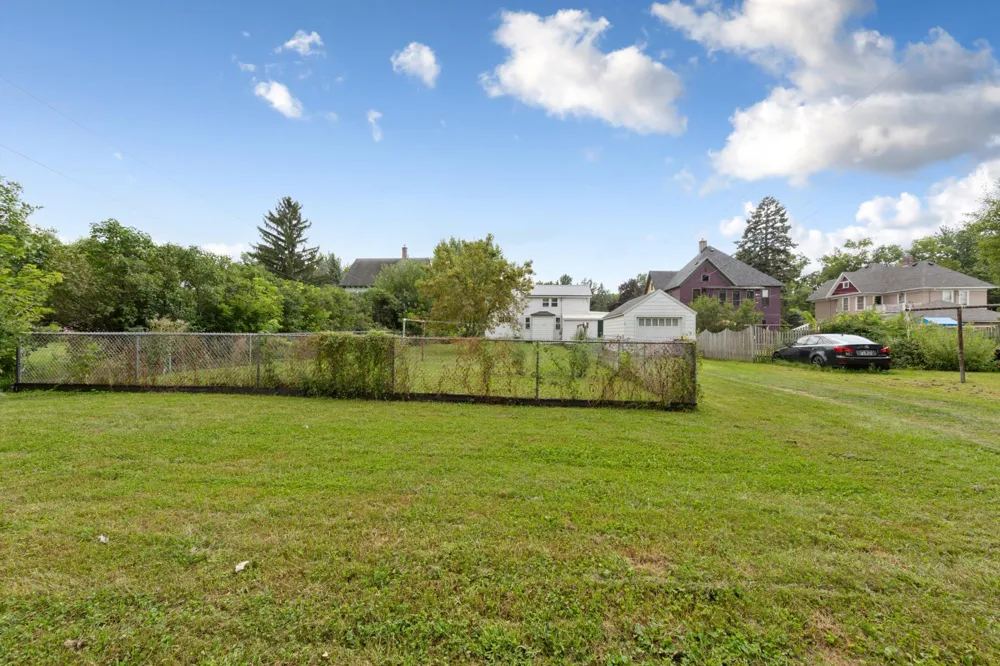 122 W School Street Owatonna, MN 55060