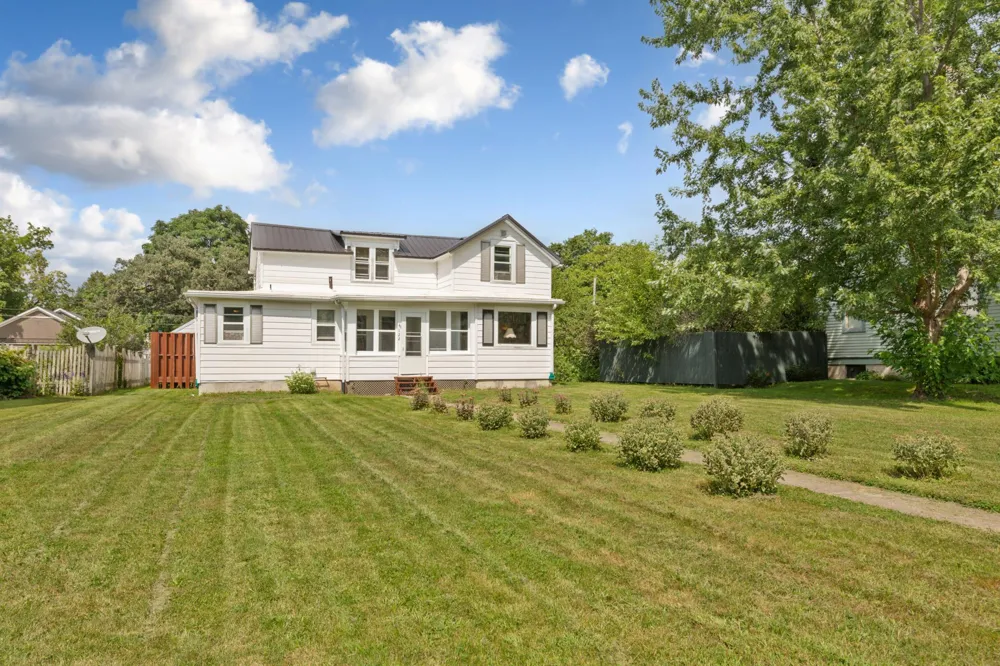 122 W School Street Owatonna, MN 55060