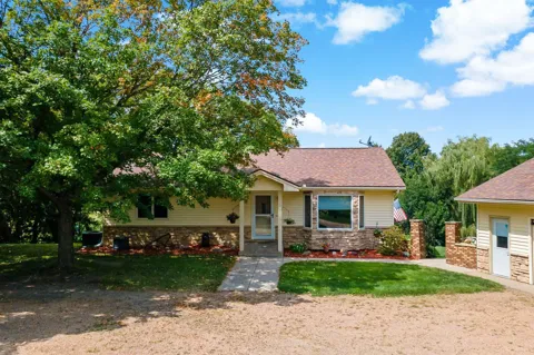 17222 Deerwood Lane