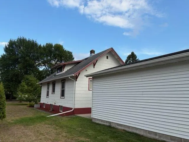 209 6th Street SE Barnesville, MN 56514