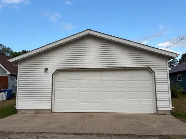 209 6th Street SE Barnesville, MN 56514