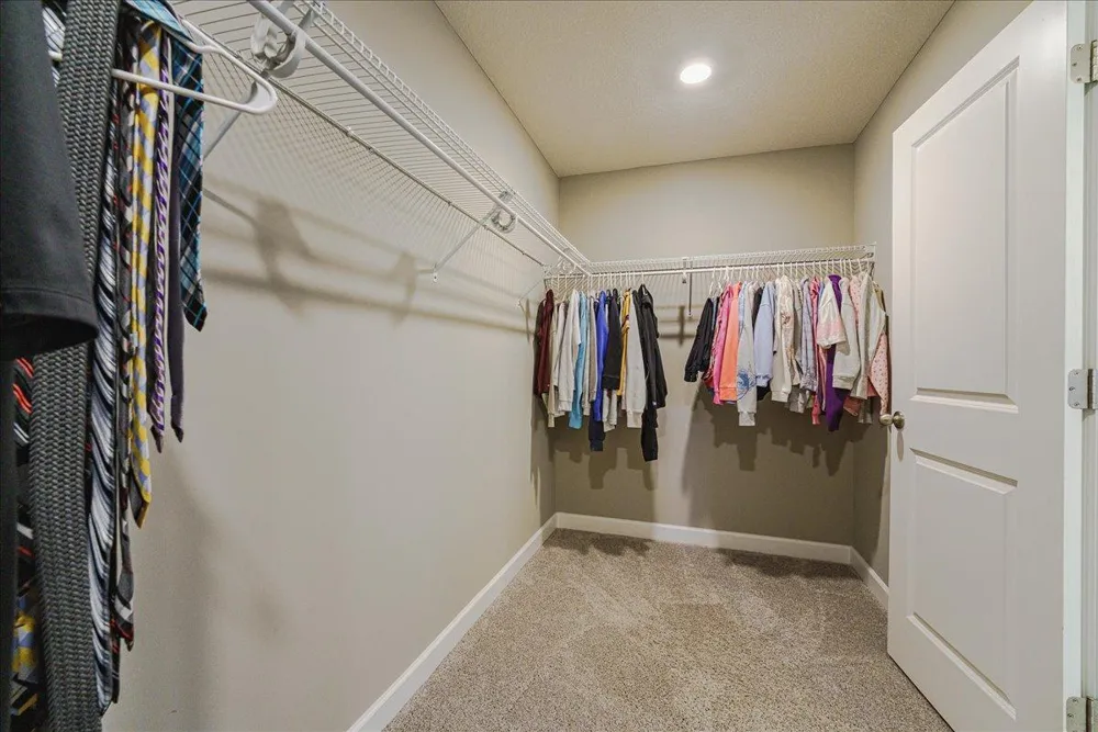 1968 Eagle Ridge Loop Shakopee, MN 55379
