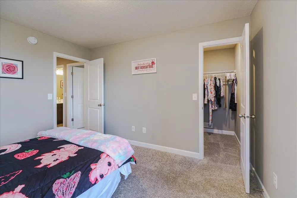 1968 Eagle Ridge Loop Shakopee, MN 55379
