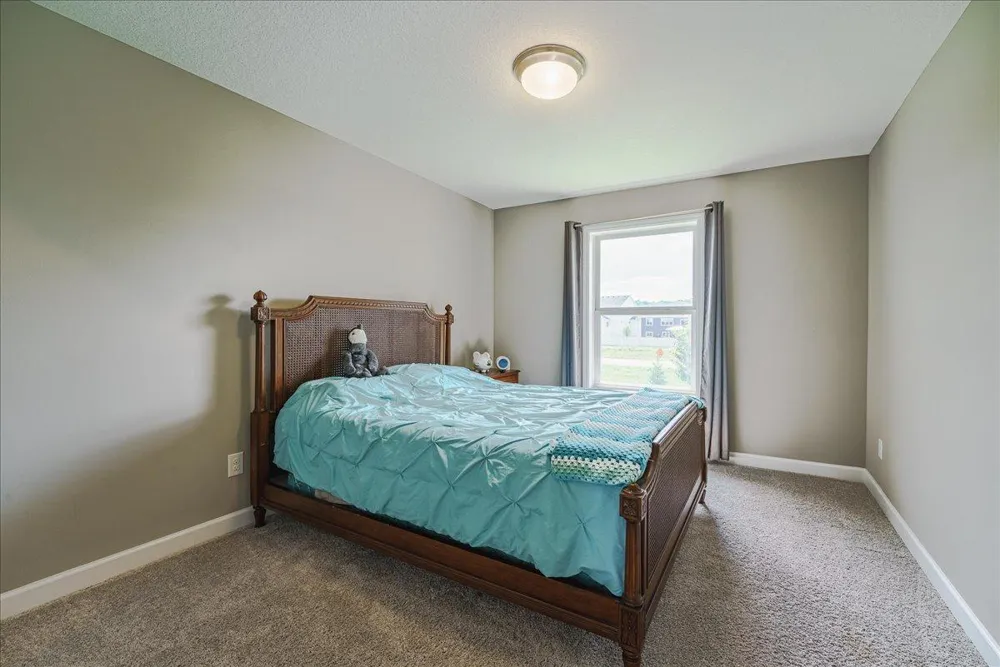 1968 Eagle Ridge Loop Shakopee, MN 55379