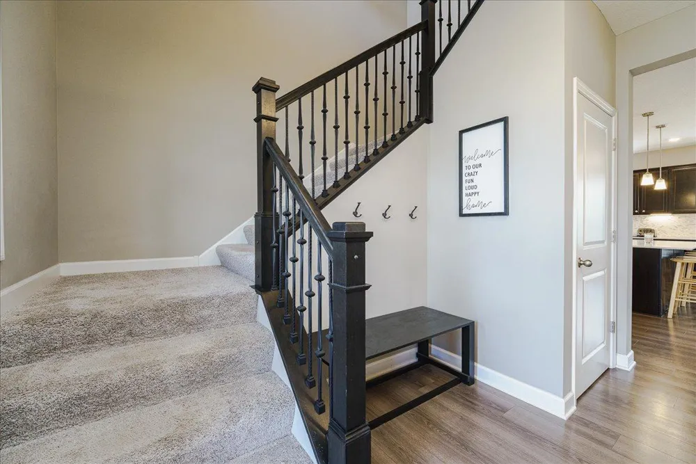 1968 Eagle Ridge Loop Shakopee, MN 55379