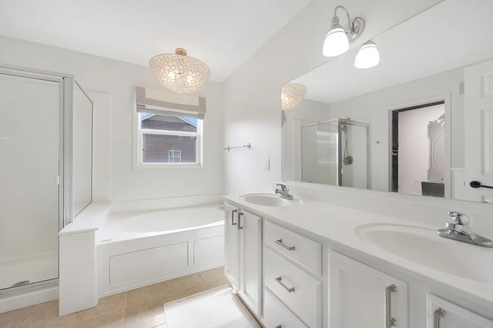 6997 Edington Circle Shakopee, MN 55379