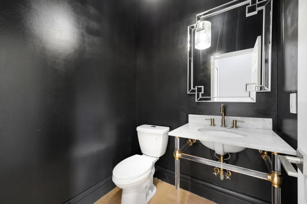 6997 Edington Circle Shakopee, MN 55379