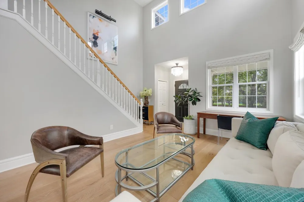 6997 Edington Circle Shakopee, MN 55379