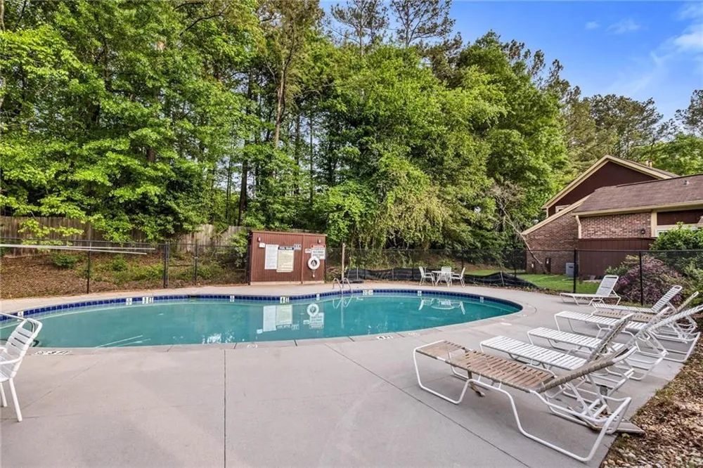 25 Country Court Alpharetta, GA 30005